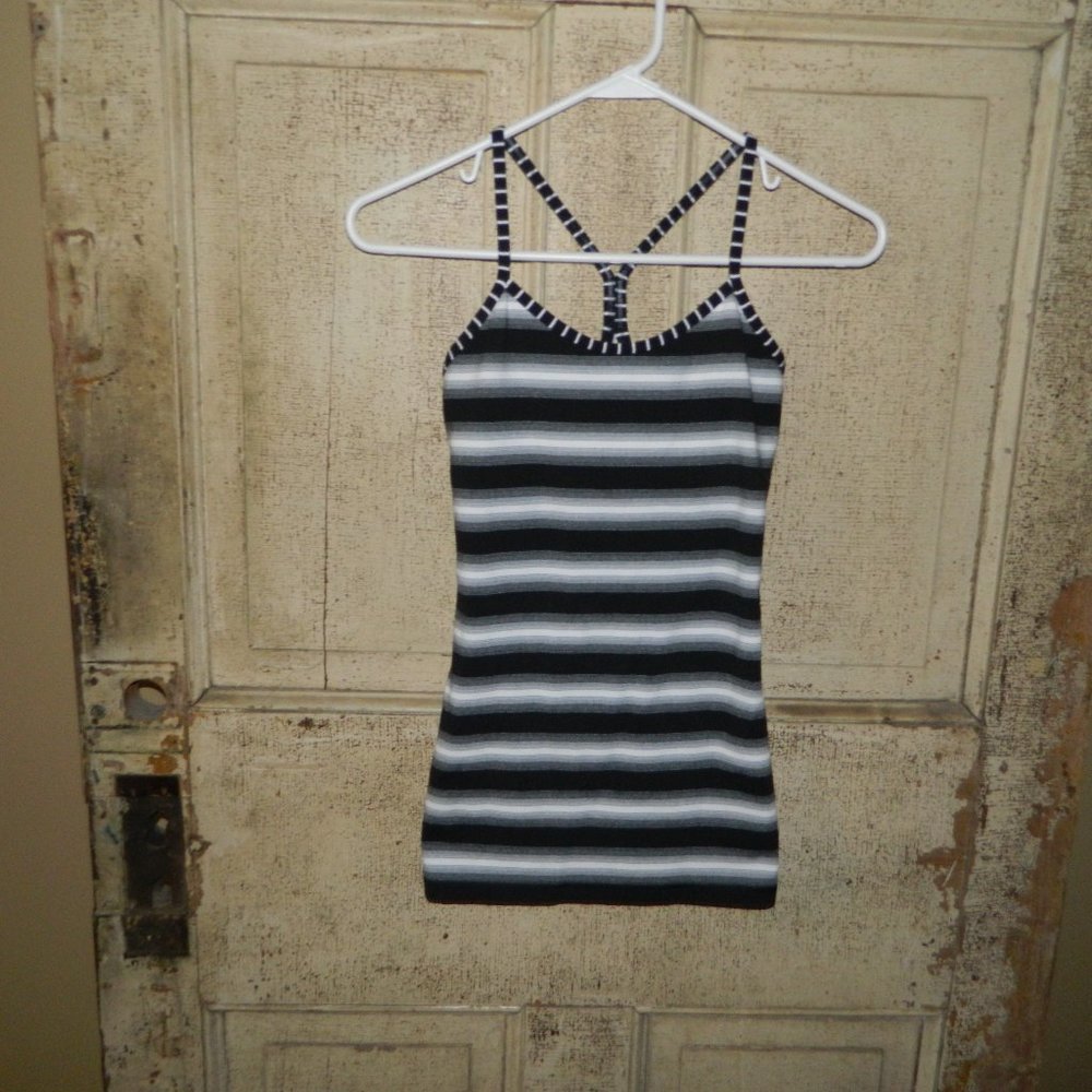 Lululemon Athletica Stripped Power Y Tank Size 4 (Q-47)